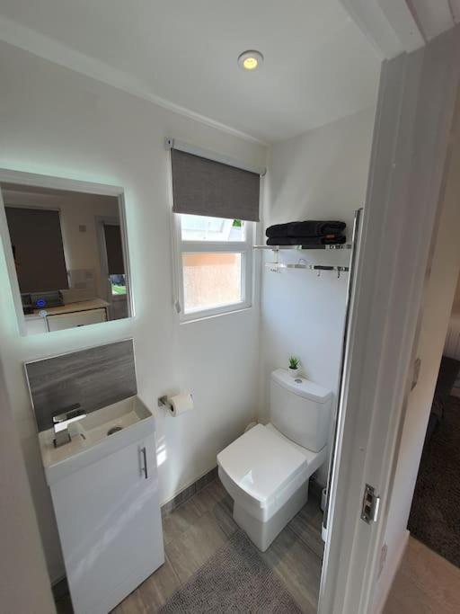 The Tiny Sea Gem Apartment Jaywick Sands Luaran gambar
