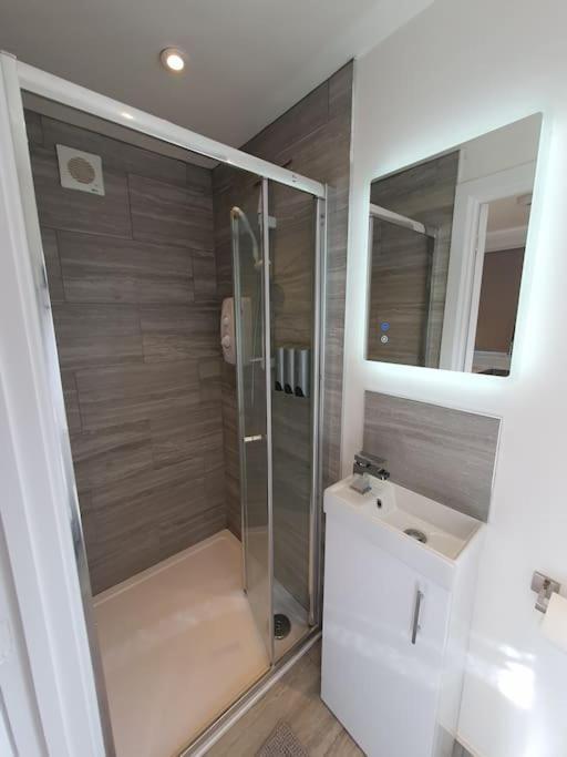 The Tiny Sea Gem Apartment Jaywick Sands Luaran gambar